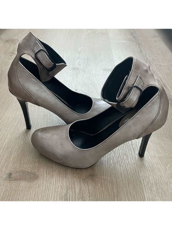 Cole Haan Shoes - Maria Sharapova by Cole Haan Air Alexis Pump 7.5 Greige NWT